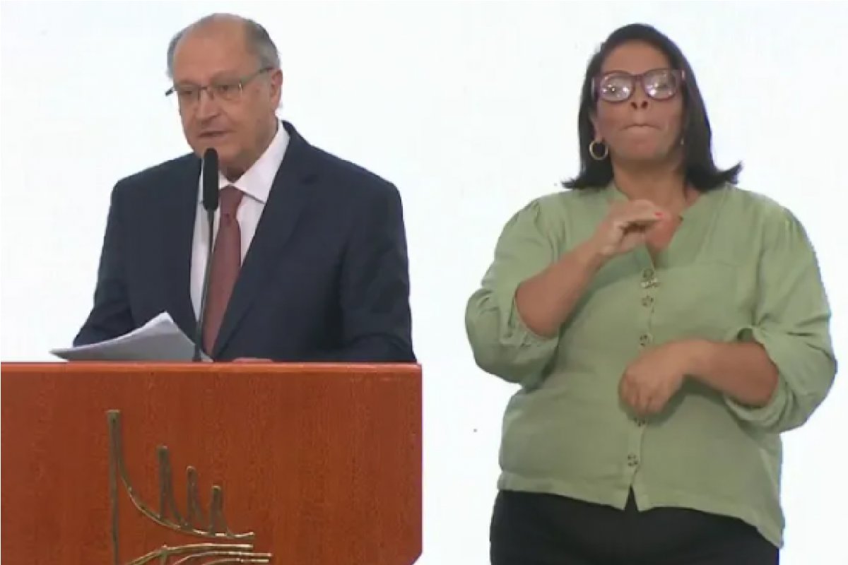 "Reforma tributária nesse contexto é fundamental”, diz Alckmin ao assumir ministério