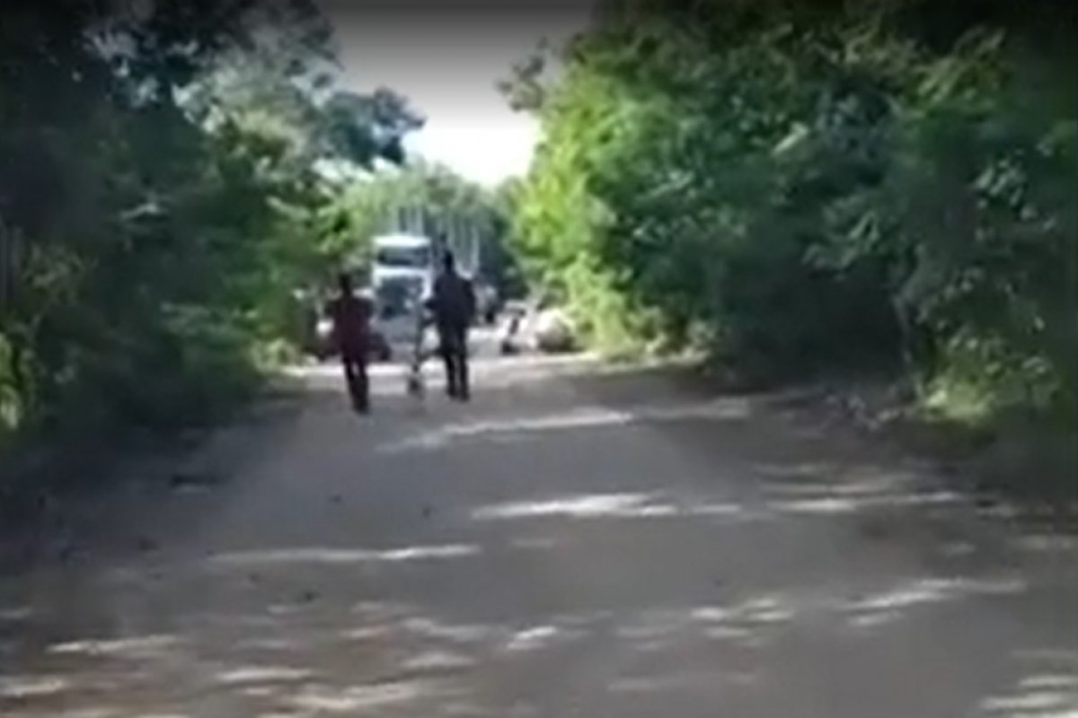 Mulher é morta a tiros em estrada de Mucuri; alvo era filho da vítima