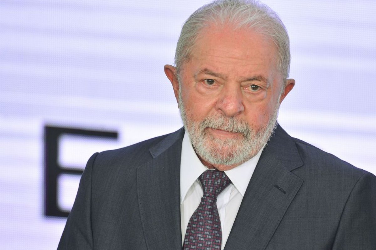 Lula sanciona lei que cria Dia Nacional dos Trabalhadores em Entidades Culturais