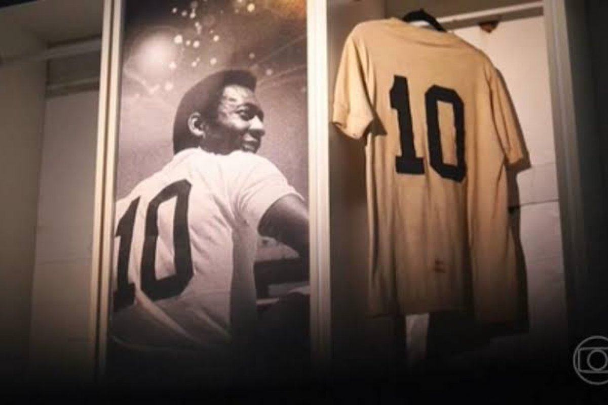 Santos decide que armário de Pelé na Vila Belmiro não será aberto