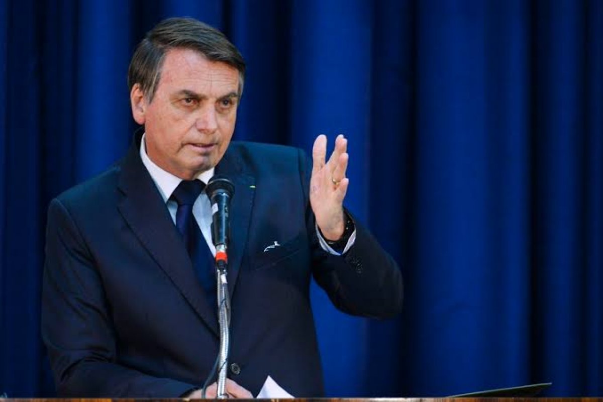 Para Bolsonaro, excludente de ilicitude em GLO impedirá protestos