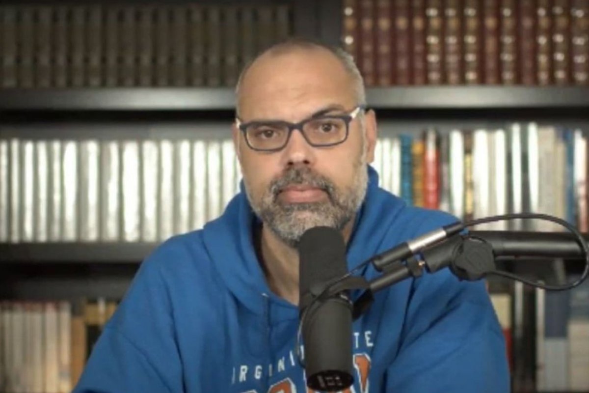 Governo aciona os EUA e a Interpol contra Allan dos Santos