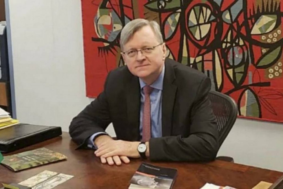 Bolsonaro indica Nestor Forster para embaixada nos Estados Unidos