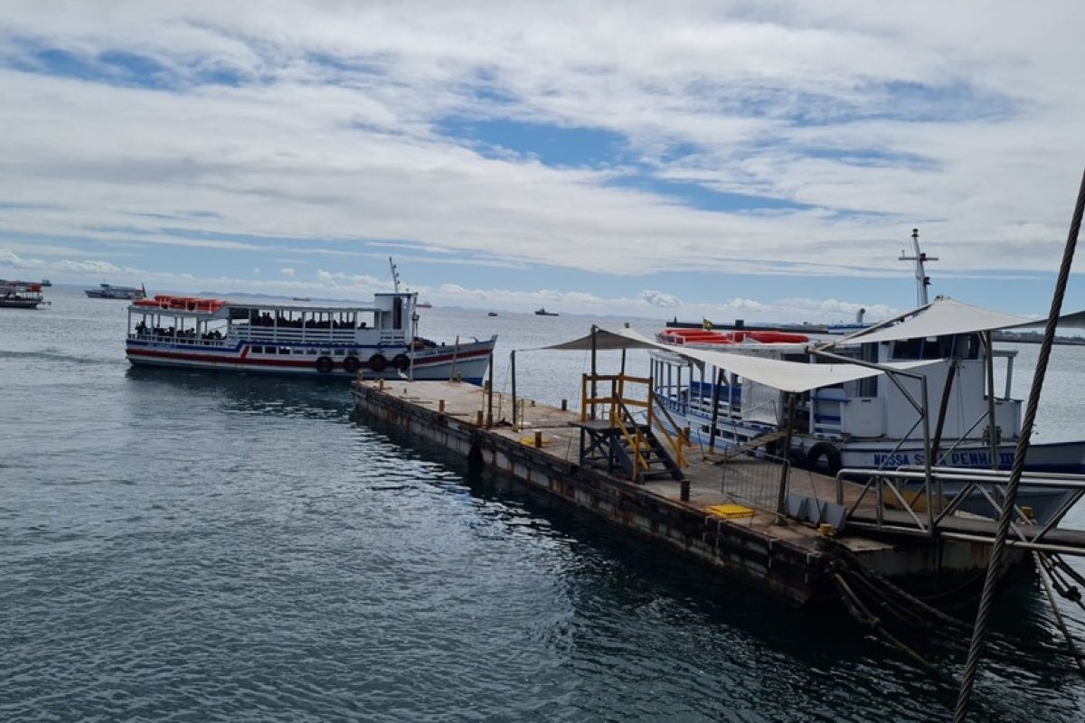 Travessia Salvador-Mar Grande registra fluxo tranquilo nos dois terminais nesta manhã