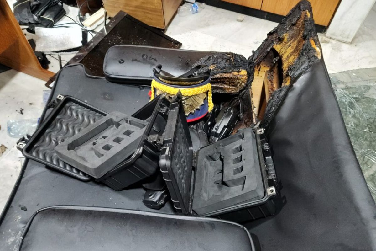 Manifestantes roubaram armas do GSI no Palácio do Planalto, diz ministro Pimenta