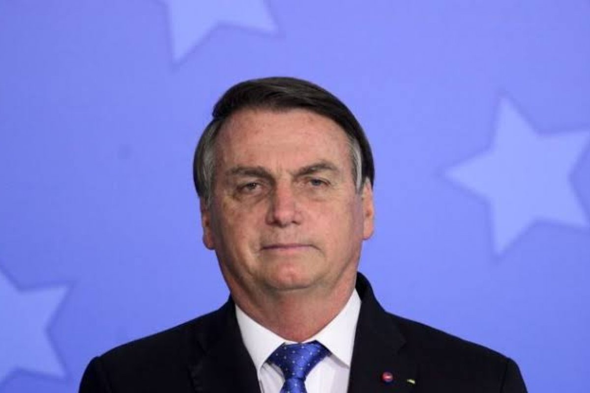 Bolsonaro diz que depredações 'fogem à regra' da democracia