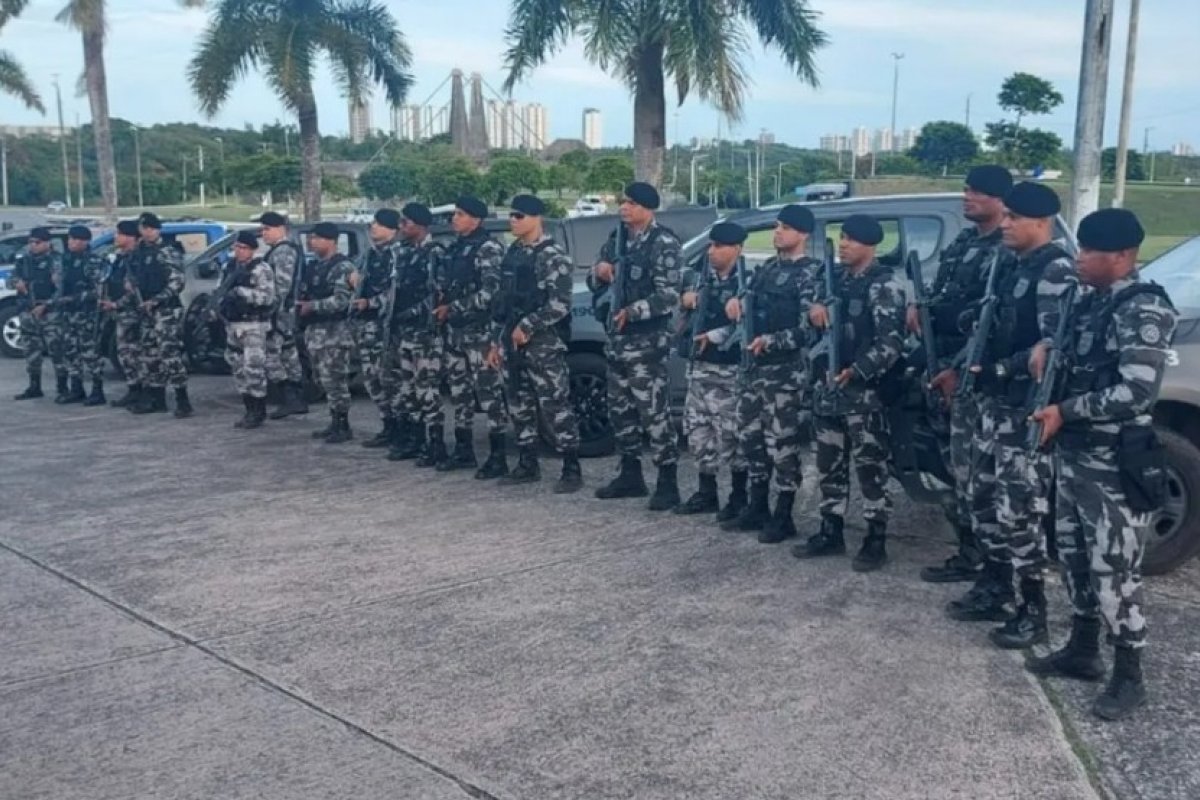 Após invasão em Brasília, Jerônimo determina reforço na segurança de prédios públicos na Bahia