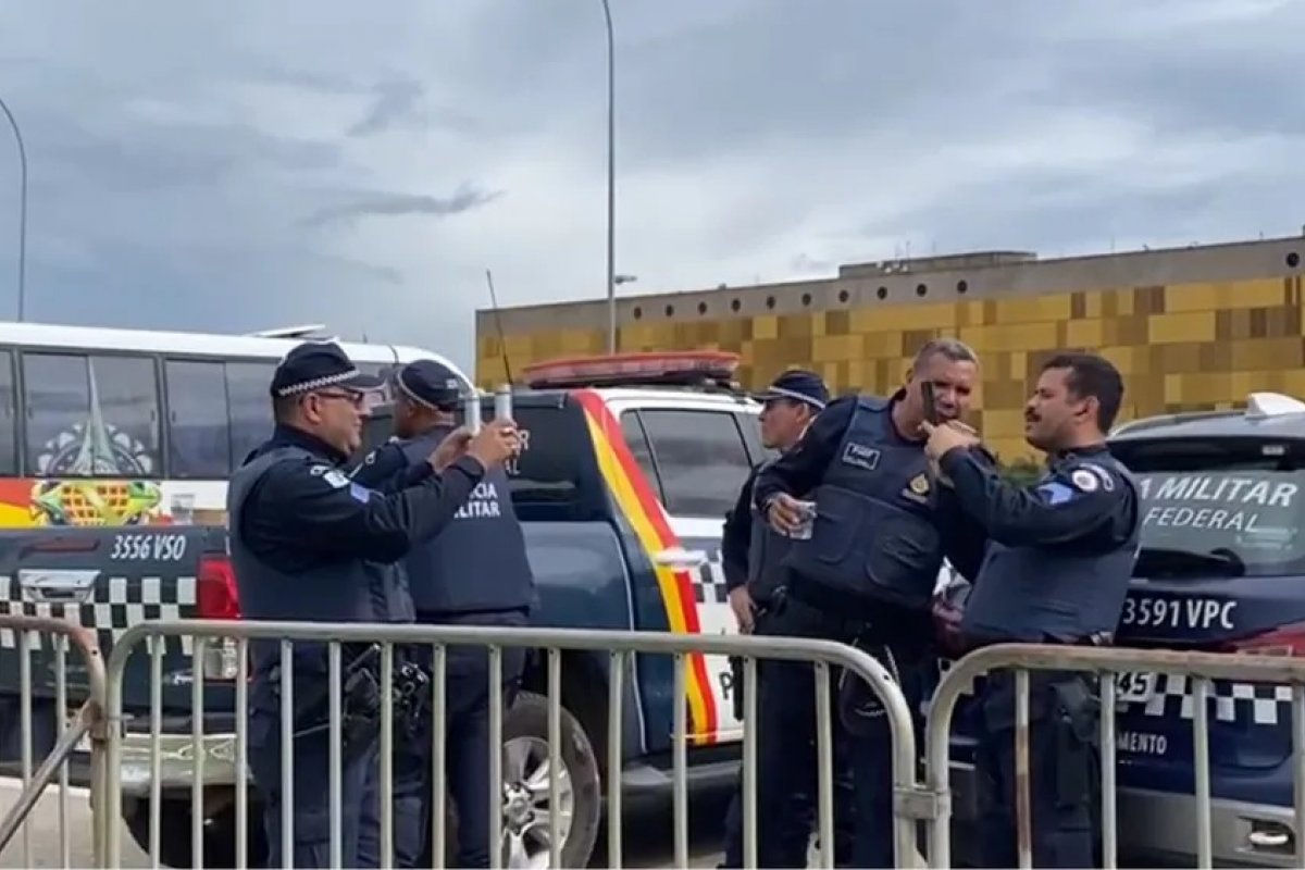 Paga pela União, PM do DF lidera ranking de salários da categoria