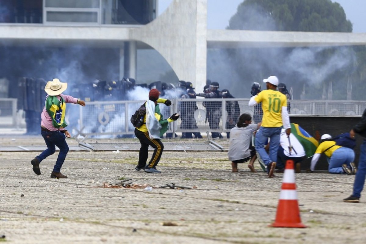 MPF cria canal para receber denúncias e identificar manifestantes que invadiram prédios públicos