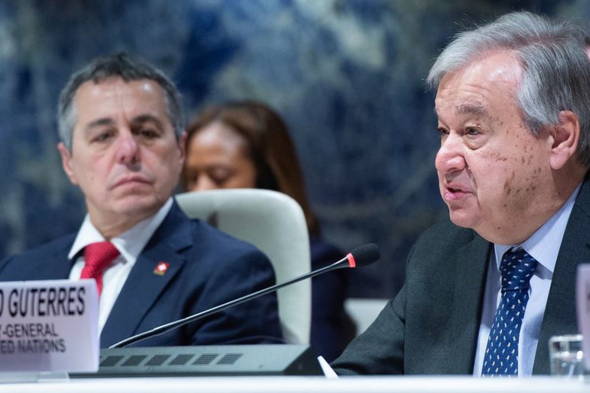 ONU pede reorganização financeira global para ajudar Paquistão após inundações mortais