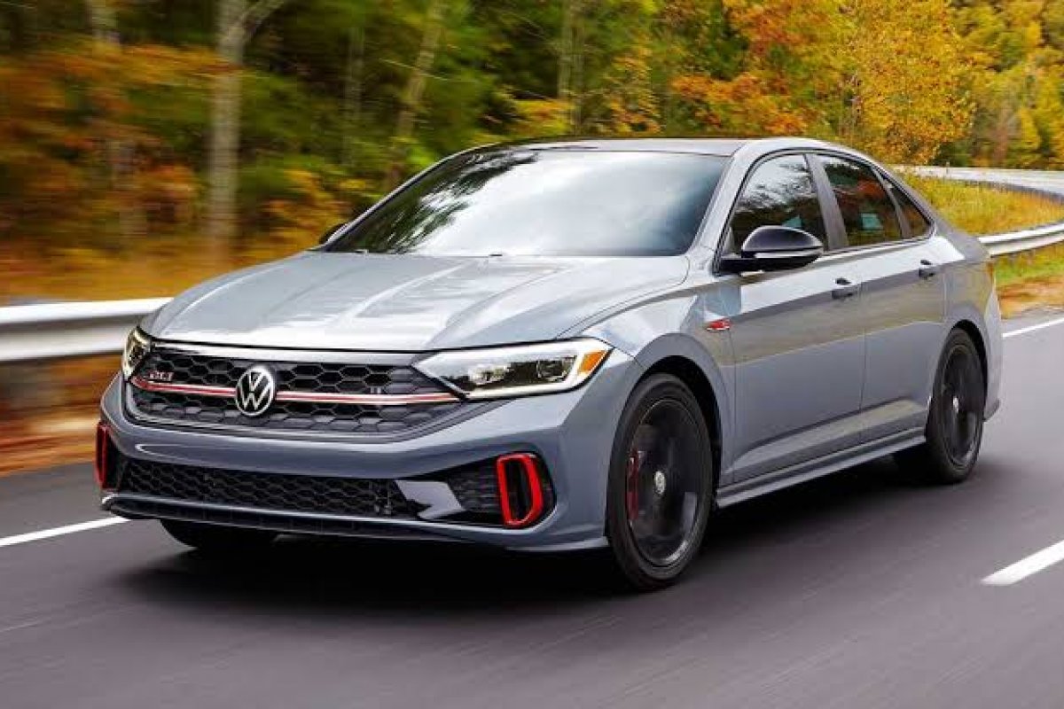 Novo JETTA GLI 2023, recém lançado, já fica mais caro