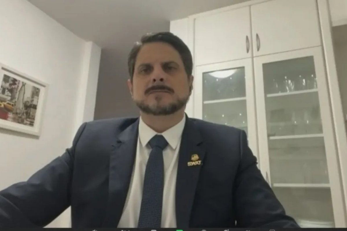 Marcos do Val diz que Lula e Flávio Dino sabiam de atentado em Brasília