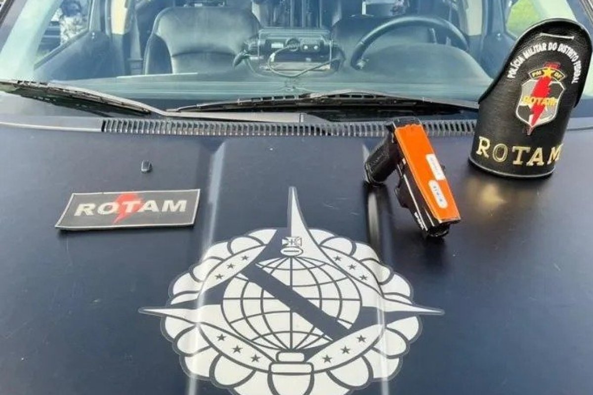 Polícia do DF recupera arma do GSI roubada por manifestantes