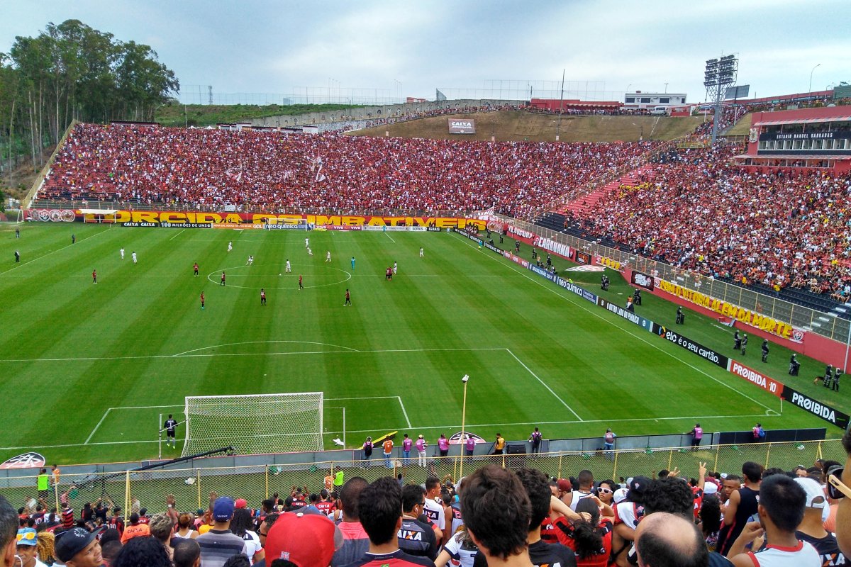 Vitória inicia venda de ingressos para última partida na Série B