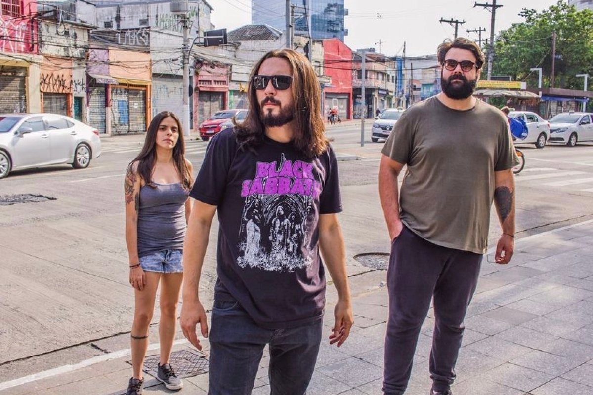 Abraxas Records lança 1º volume do disco ao vivo da Buffalo Ruffus; confira