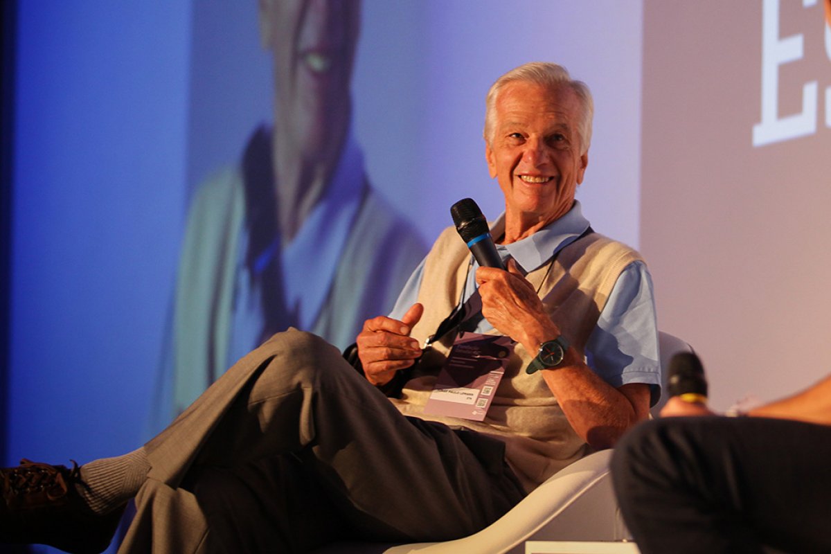 Homem mais rico do Brasil perde US$ 329 milhões em um dia com ações da Americanas