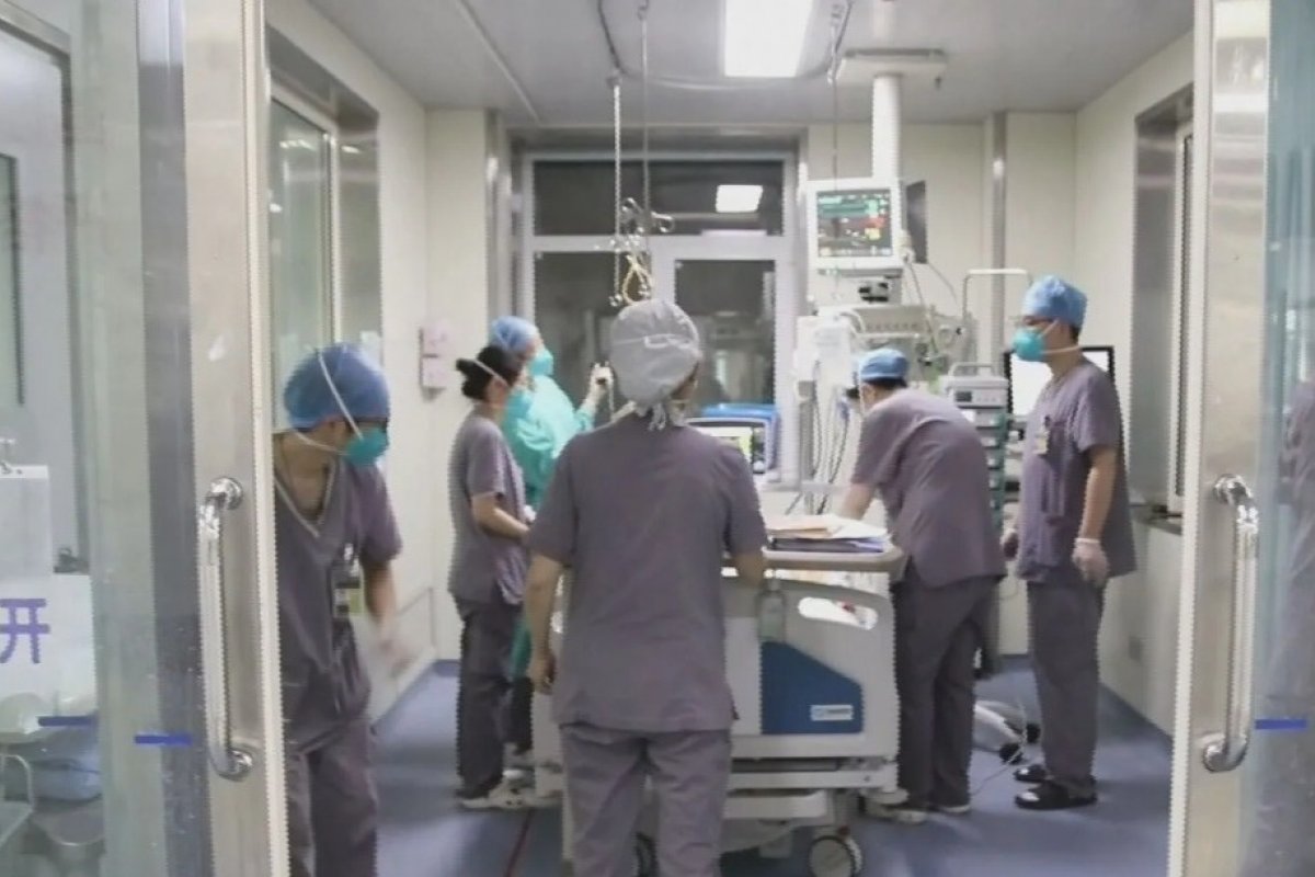 Covid-19: OMS recomenda que China monitore excesso de mortalidade