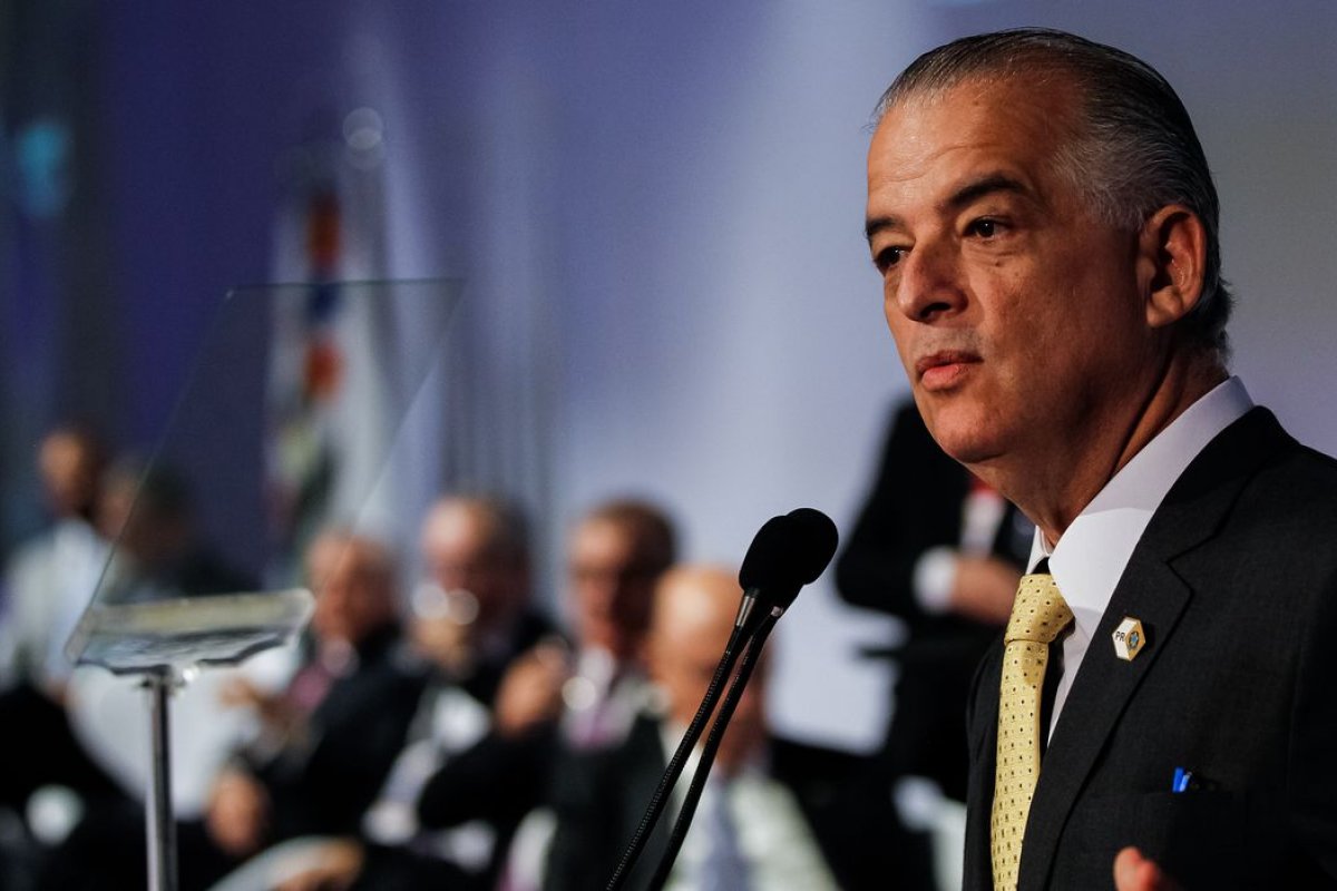 Márcio França diz não acreditar no processo de privatização de portos