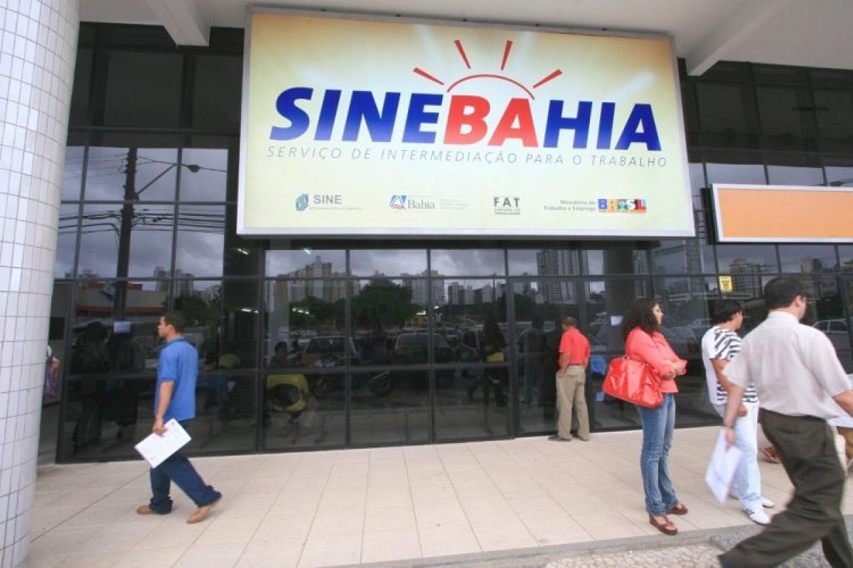 SineBahia oferece mais de 100 vagas de emprego para essa quarta-feira (18)