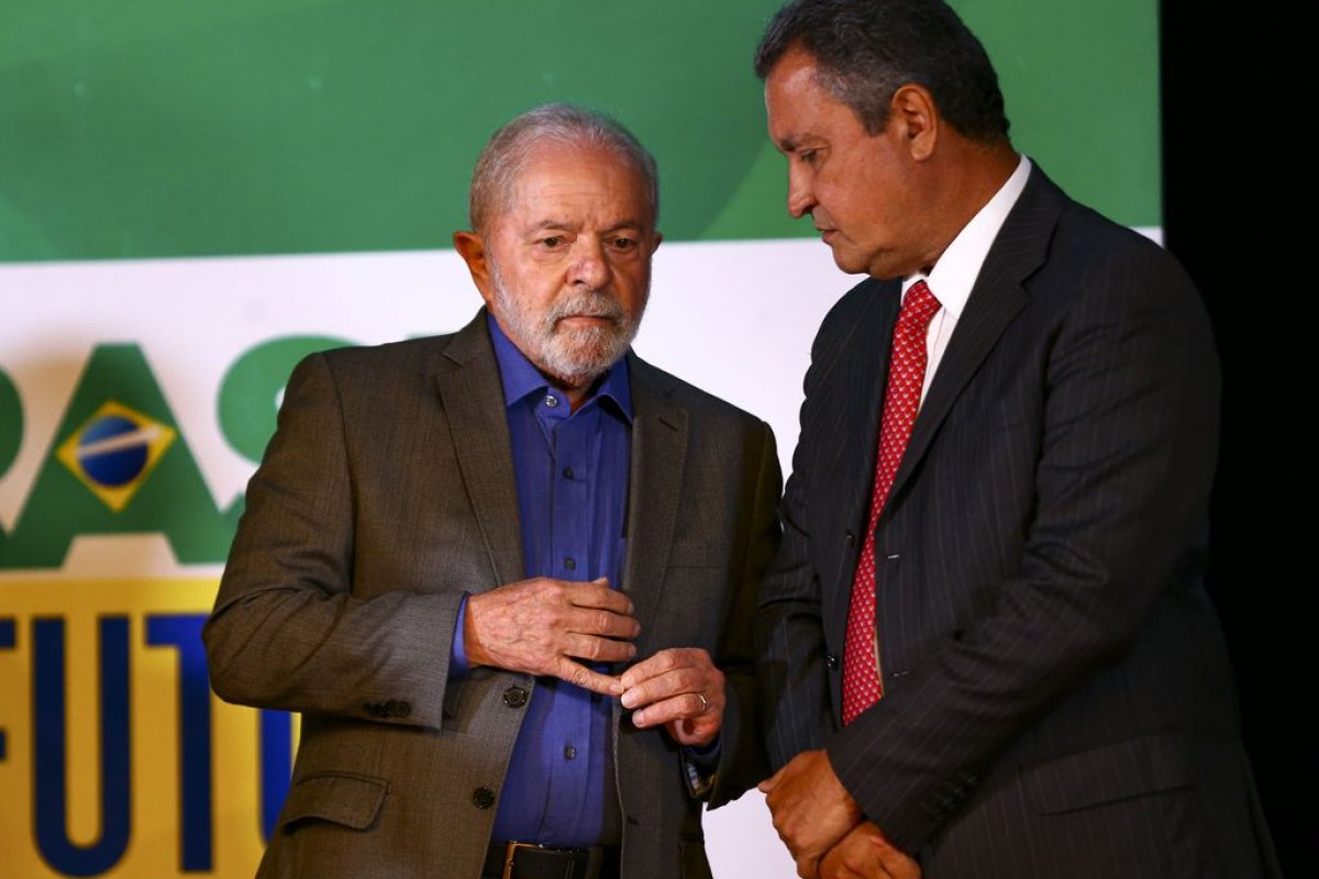 Rui Costa afirma que Lula deve se reunir com a cúpula militar ainda nesta semana