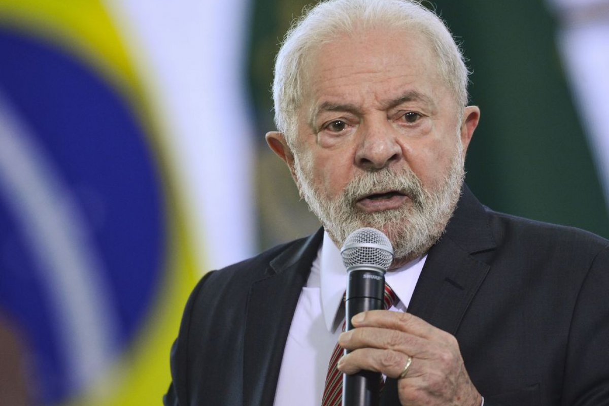 Lula afirma ser contrário à criação de CPI para investigar invasões em Brasília