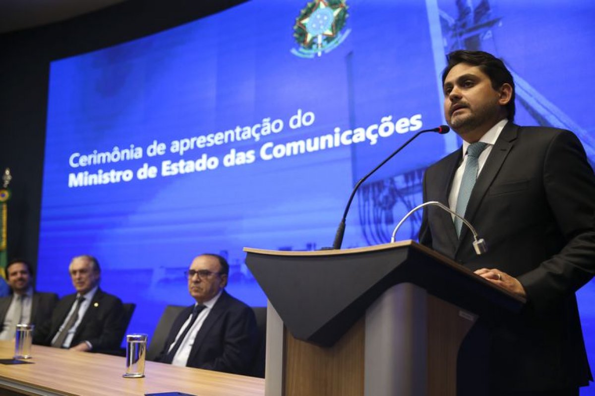 Governo federal pretende gastar R$ 151 mil com lanche para ministro das Comunicações