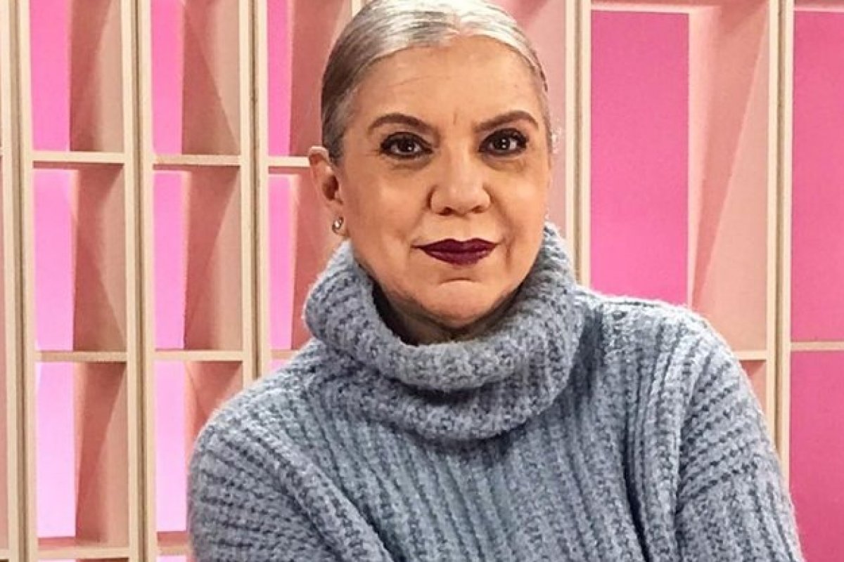 Astrid Fontenelle detona Folha de S. Paulo "Para quê sugestão de violência?"