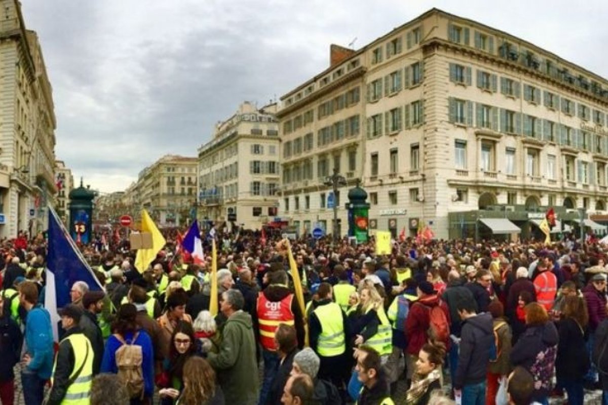 França inicia greves contra reforma da Previdência de Macron