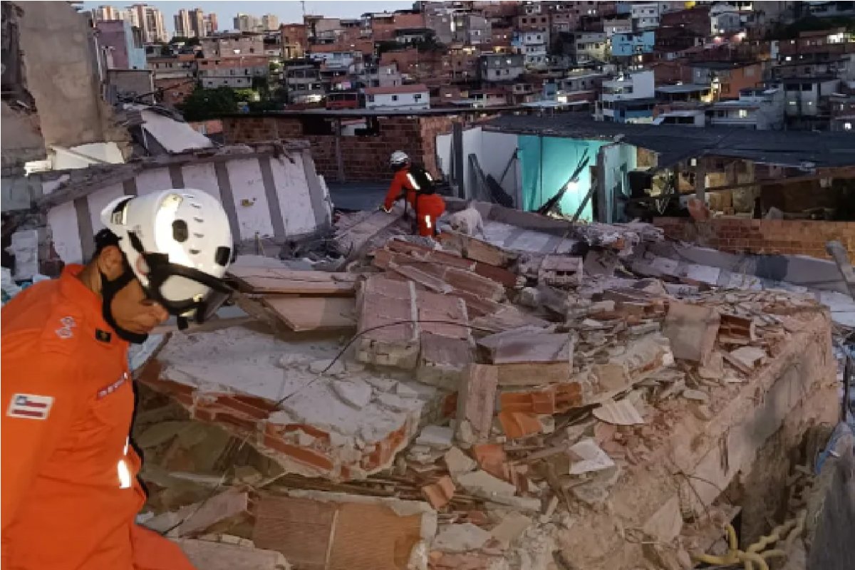 Salvador: número de pessoas notificadas para deixar imóveis após desabamento de prédio sobe para 30