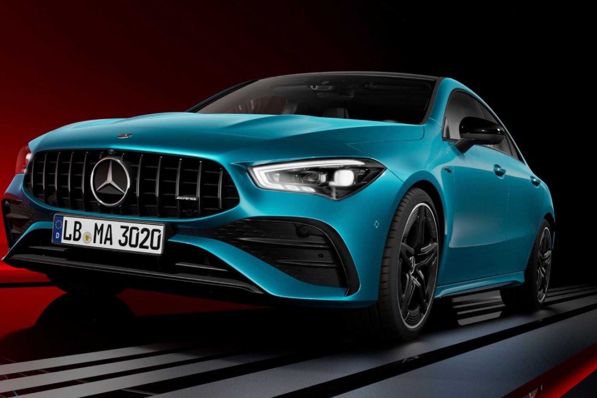 Novo Mercedes Benz CLA estreia inédita versão híbrida