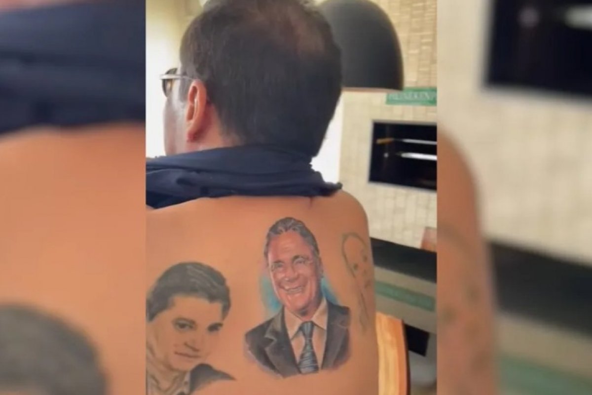 Senador Jorge Kajuru cumpre promessa e tatua rosto de Alvaro Dias nas costas