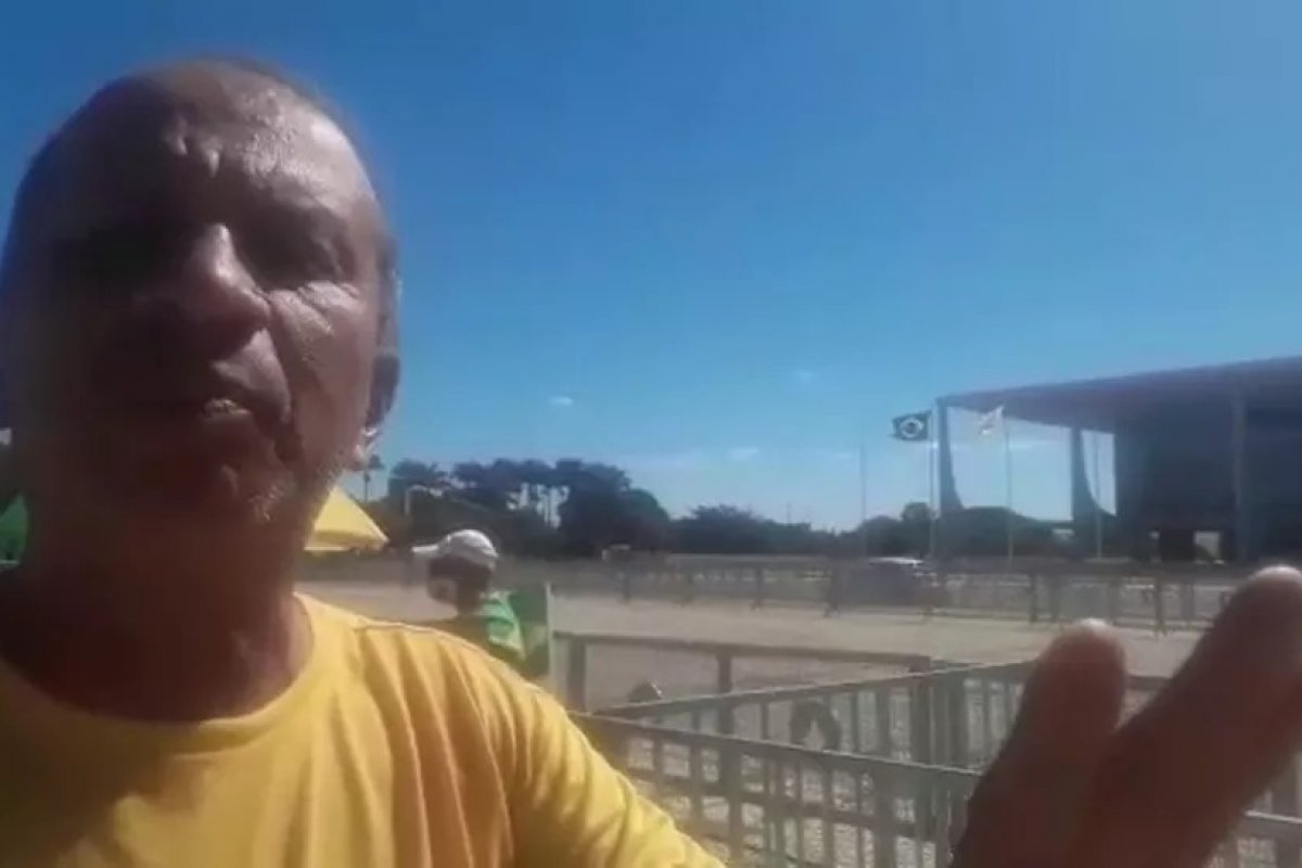 Bolsonarista que agrediu enfermeiras na pandemia é preso pela PF por atentado em Brasília