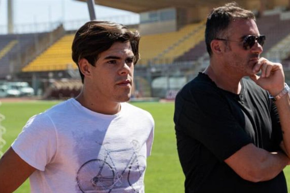 Filho de ex-atacante da Itália é preso acusado de estupro