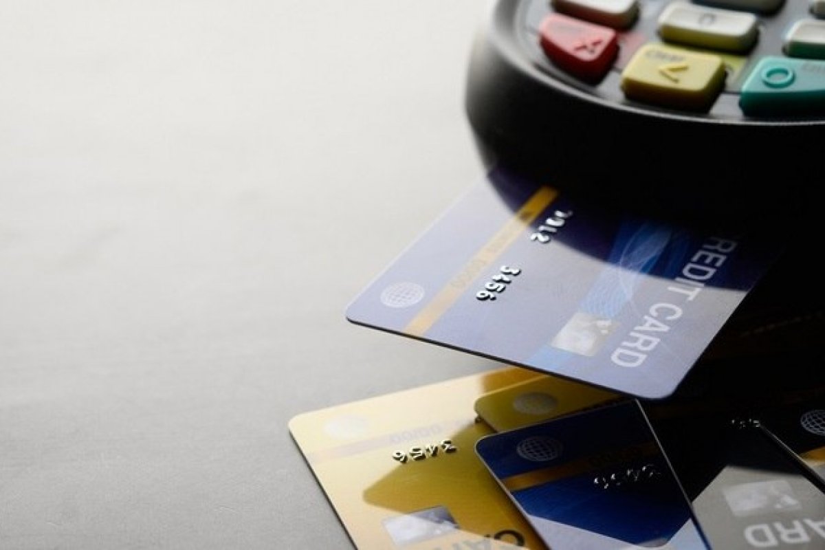 Governo quer permitir pagamento de obras e manutenção veicular no cartão corporativo