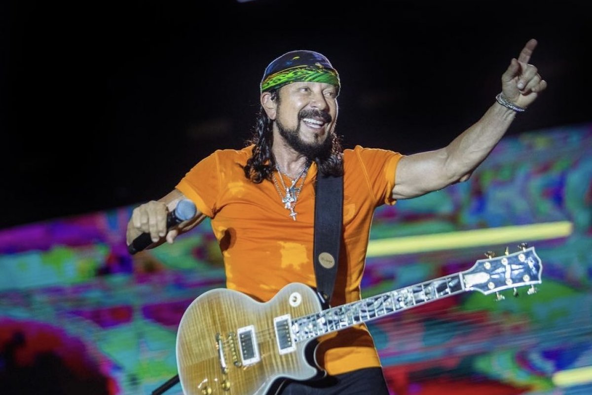 Em plena forma aos 70 anos, Bell Marques se apresentará todos os dias no Carnaval de 2023; confira agenda do artista!