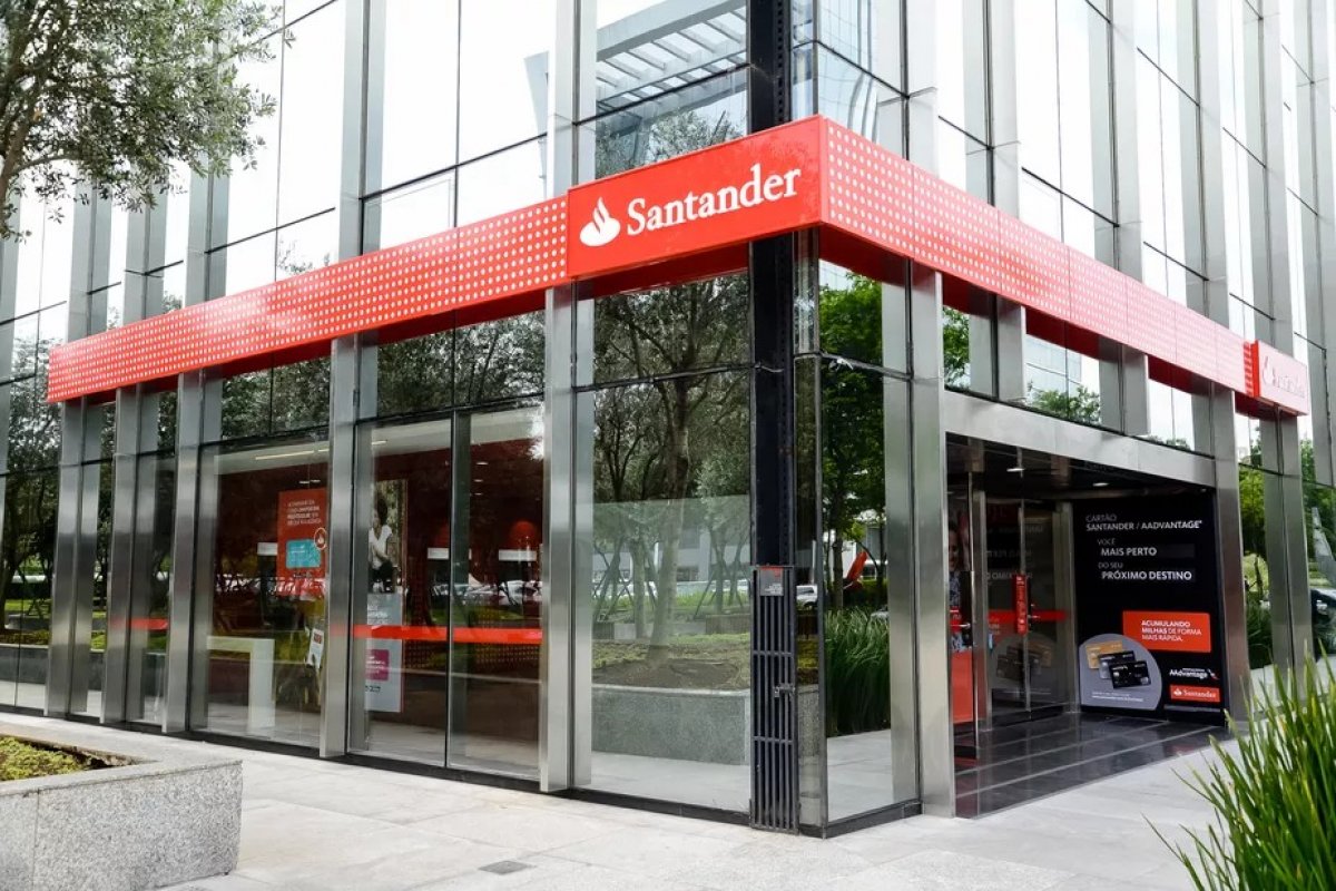 Santander entra na Justiça contra recuperação judicial da Americanas