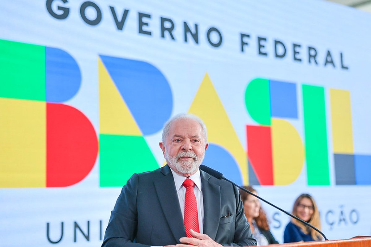Lula sai fortalecido após atentado em Brasília, diz pesquisa