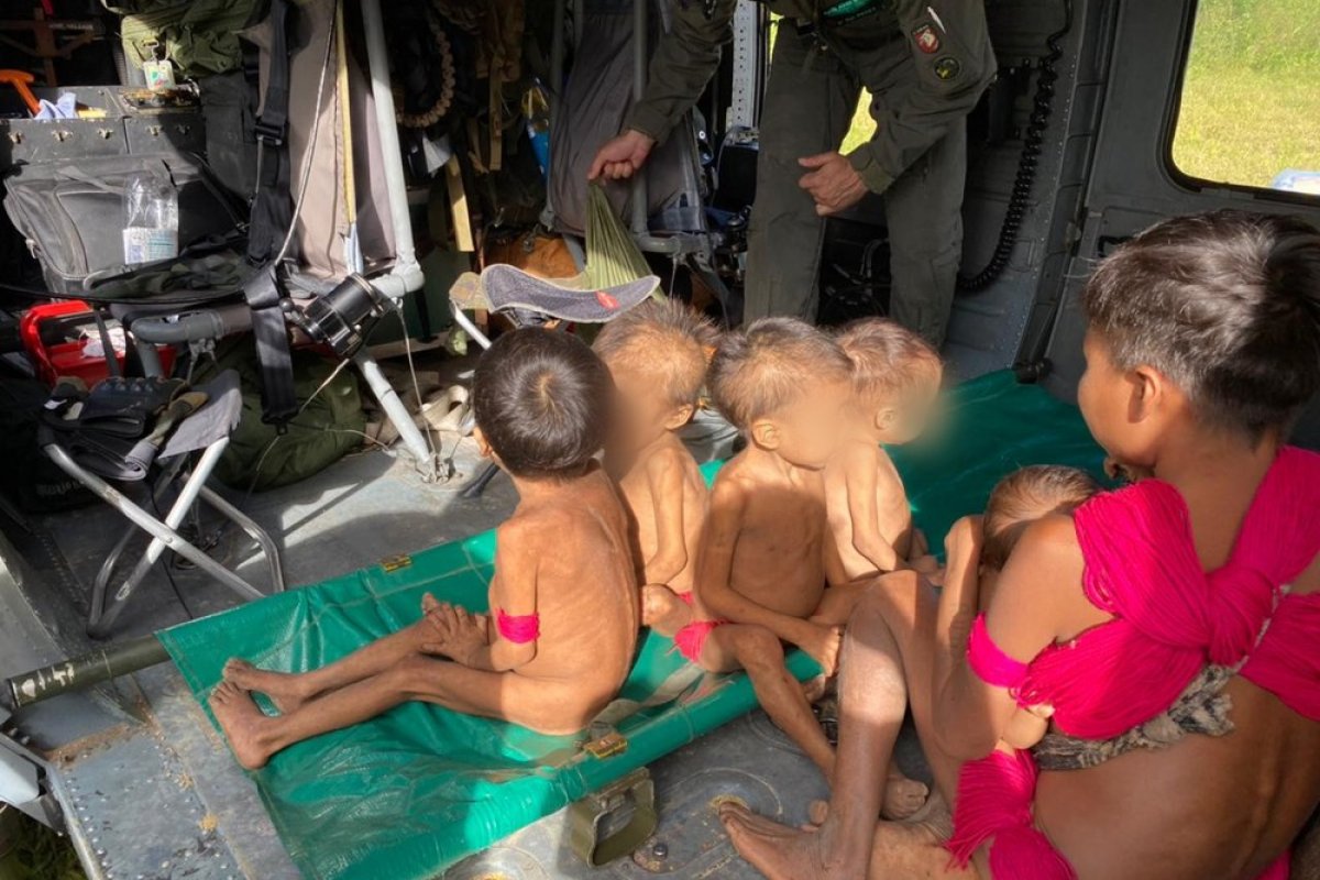 Grupo da Bahia participa de uma ação para arrecadar alimentos para os indígenas Yanomami