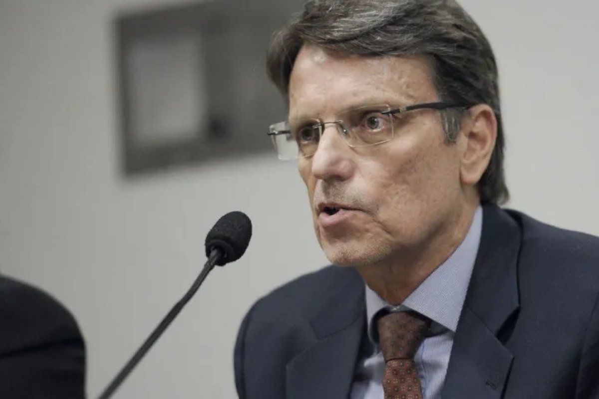 Jornalista Hélio Doyle é convidado para assumir o comando da EBC