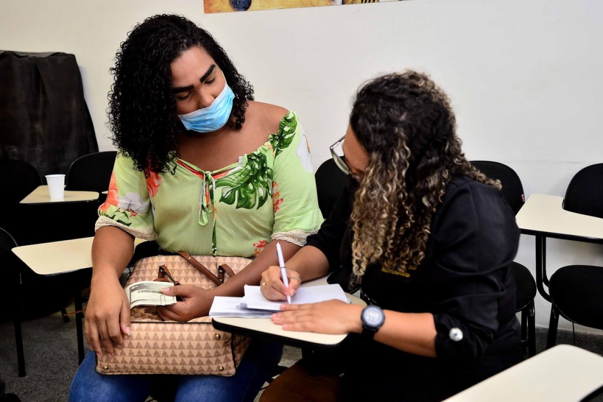 Defensoria promove mutirão de readequação de nome e gênero em Salvador