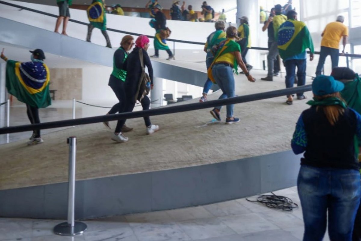 PF cumpre 11 mandados de prisão em operação contra suspeitos nos atos de vandalismo em Brasília