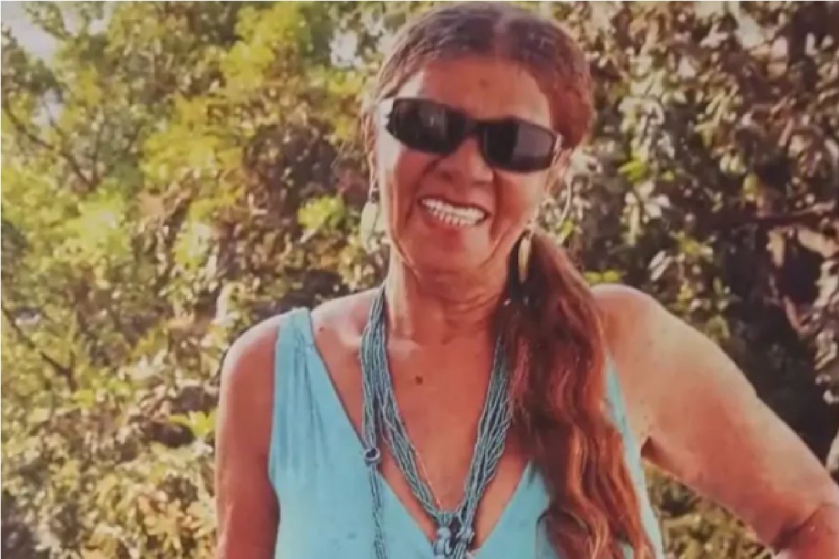 Sambista baiana Claudete Macêdo morre aos 89 anos