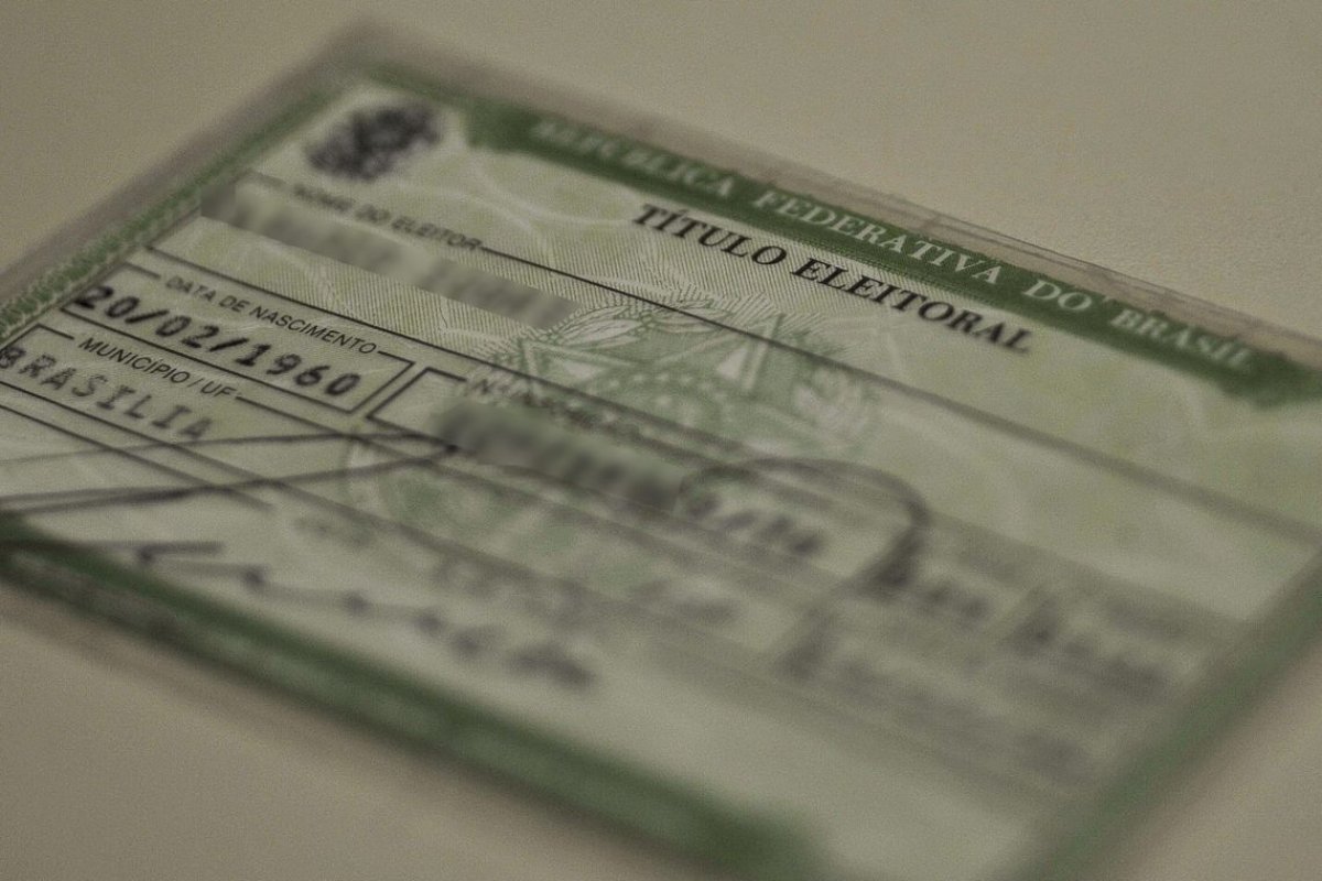 Eleitores com mais de 70 anos devem realizar biometria