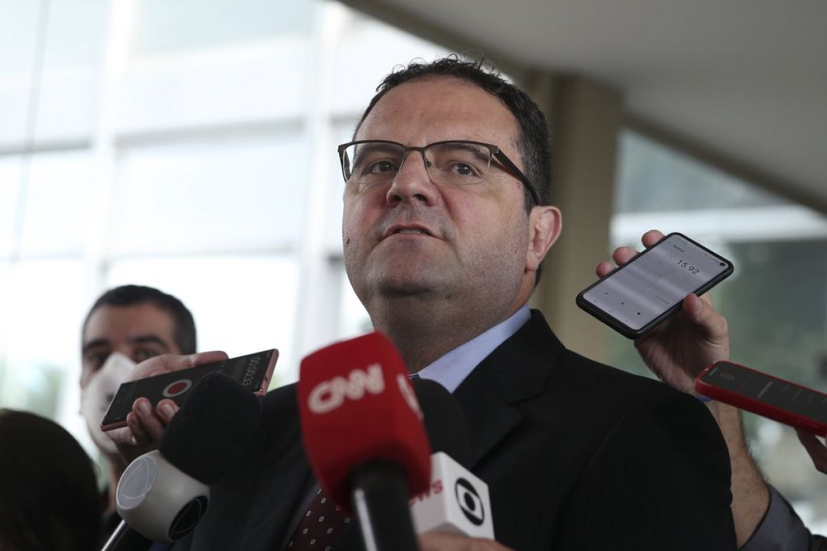Guedes vai presidir um conselho criado por Tarcísio no governo de São Paulo
