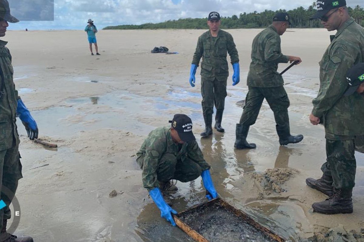 Manchas de óleo não deve atingir mais nenhum estado