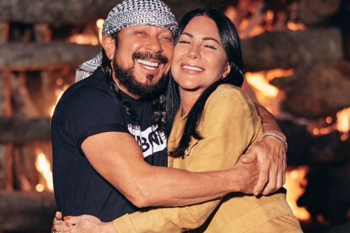 Com declaração emocionante, Bell Marques comemora 42 anos de união com a esposa, Aninha Marques!