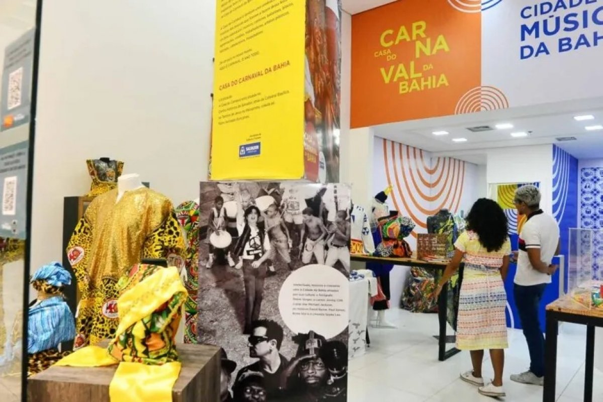 Exposição traz peças do acervo da Casa do Carnaval e Cidade da Música