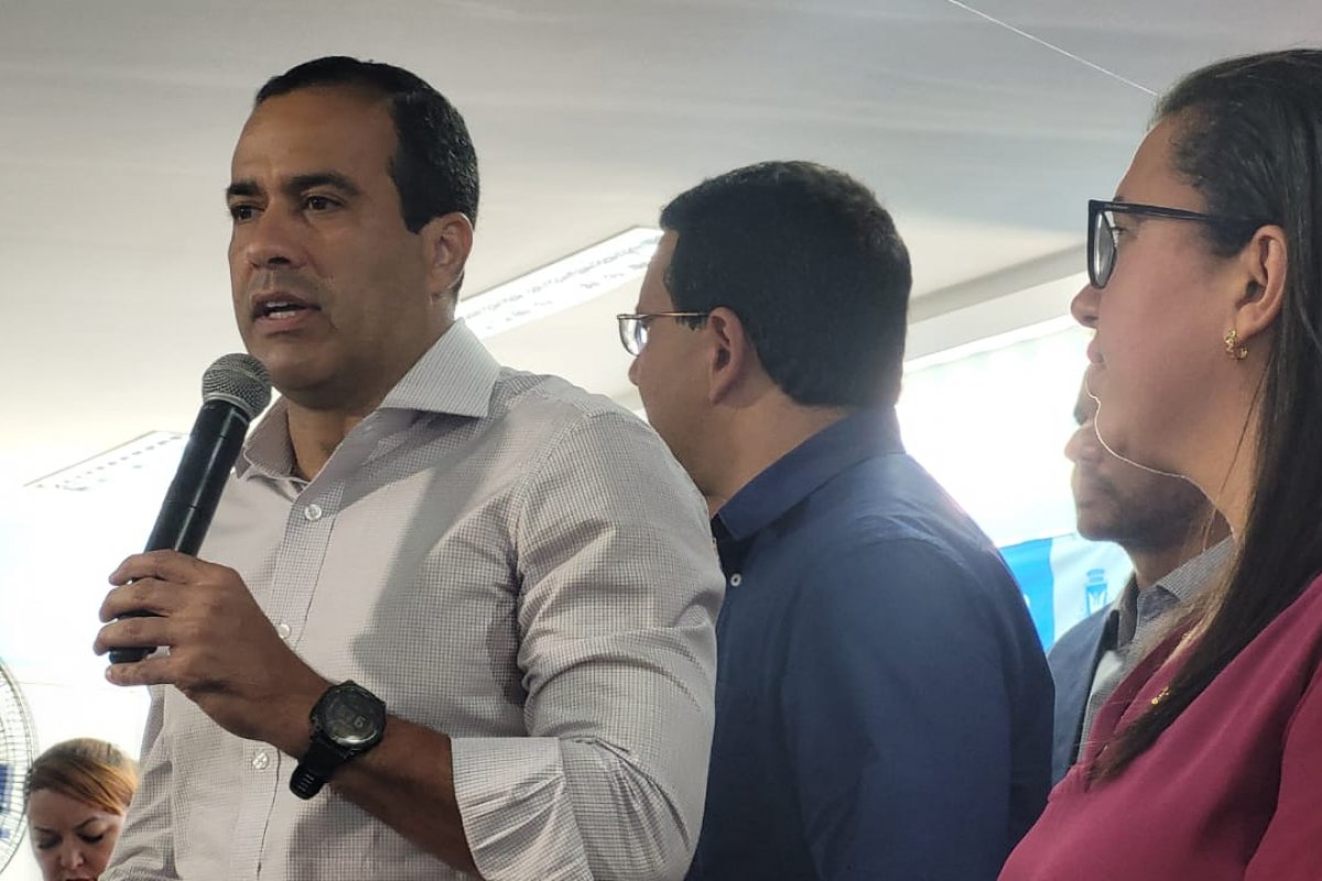 Escolas municipais de Salvador terão ensino da língua espanhola, diz Bruno Reis