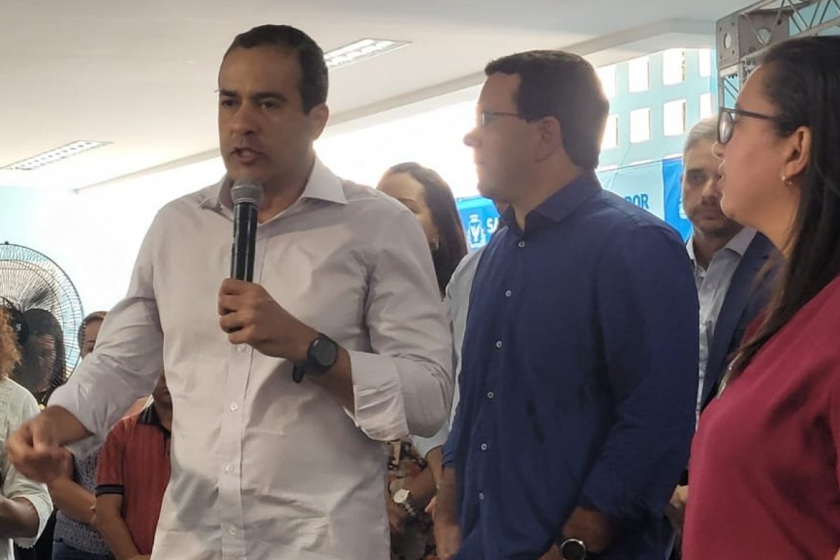 Bruno Reis diz que nunca prometeu renovar 100% da frota de ônibus com ar condicionado e relembra promessas feitas pelo PT na Bahia