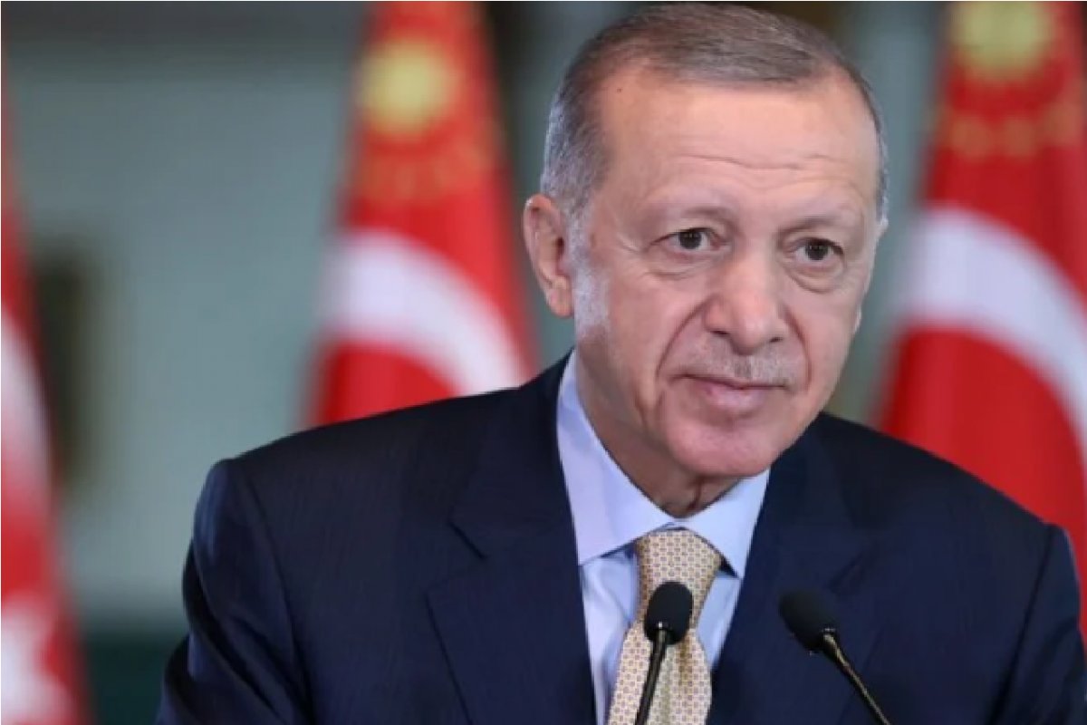 Presidente da Turquia declara sete dias de luto nacional após terremoto